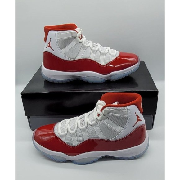 Air Jordan 11 Retro \'Cherry\' (2022) CT8012-116 main image 10